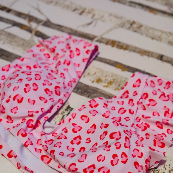 pink swimsuit top - Picture 2 of 3